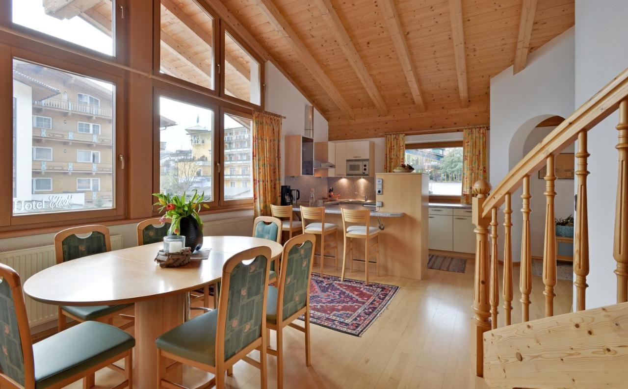 Appartementhaus Kostenzer フューゲン エクステリア 写真